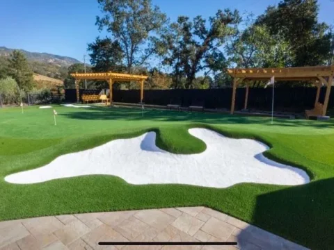 home putting green